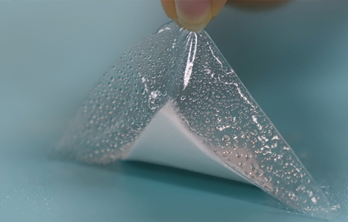 Cleaning method after curing of thermal conductive silicone